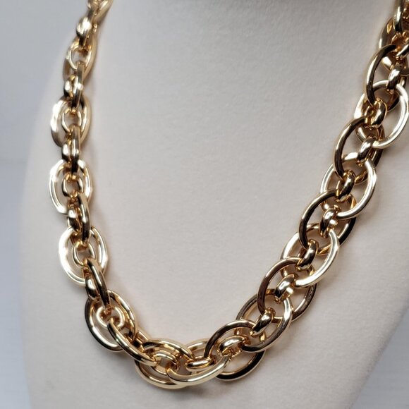 Authentic Louis Vuitton Gold Padlock with Unbranded Punky Gold Plated Chain - Picture 8 of 13